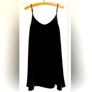 💕 NWT Oak+Fort Spaghetti Dress Size Medium